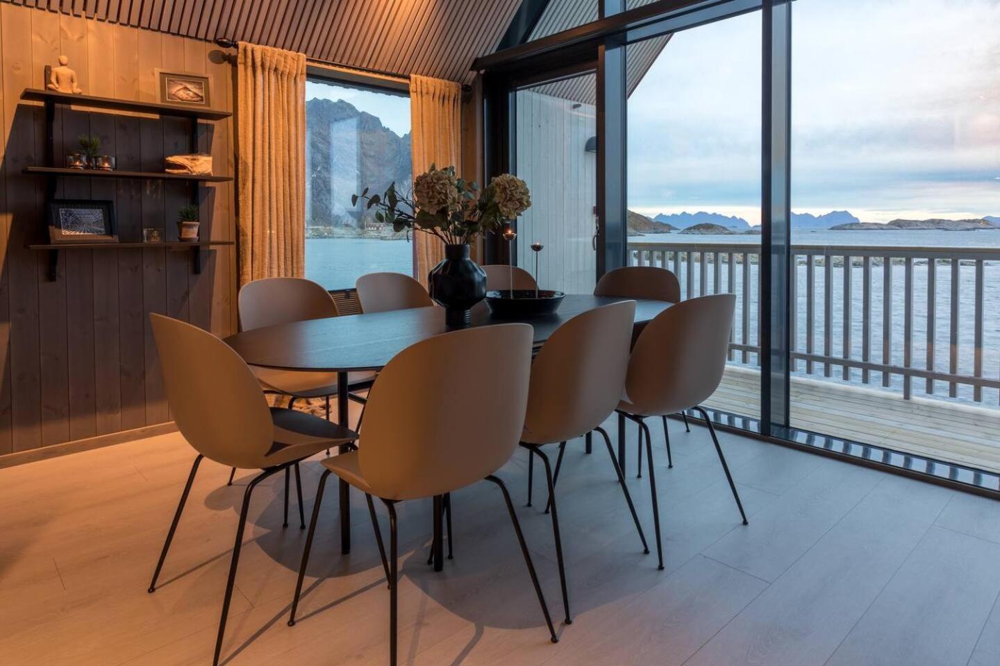 Leilighet Med Fantastisk Utsikt Henningsvaer Exterior photo